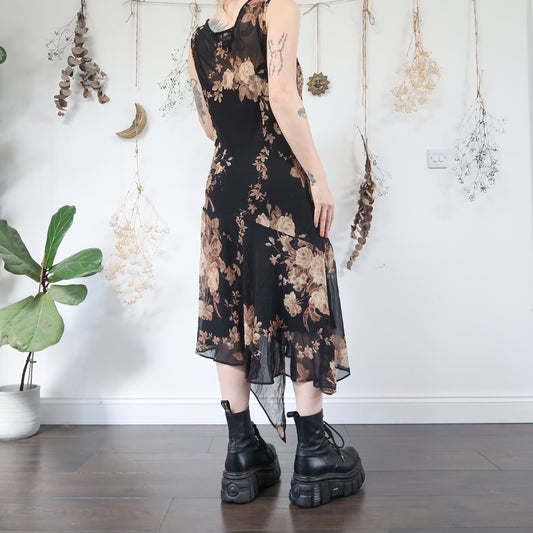 Floral floaty dress - size L