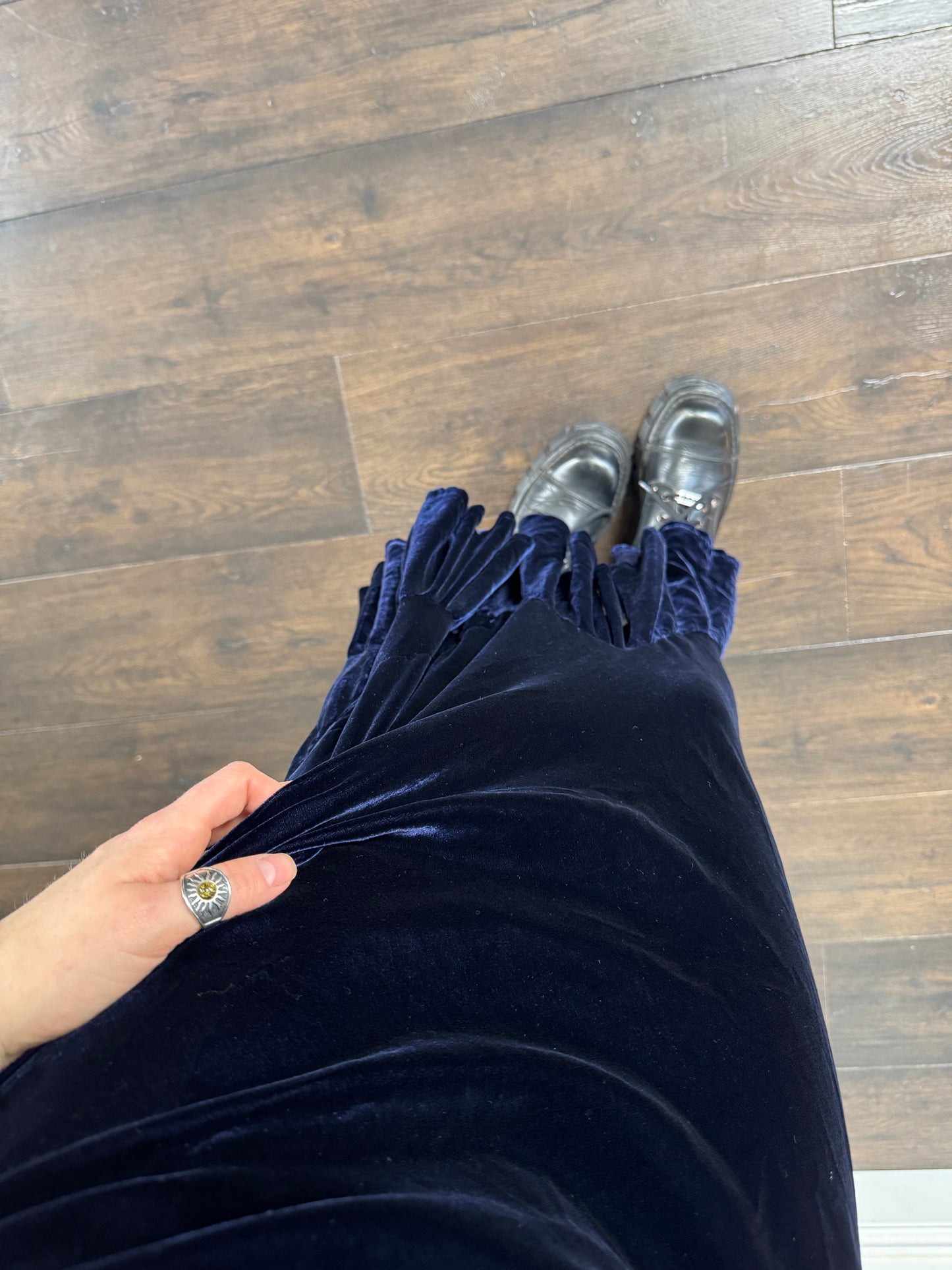Blue velvet dress - size M