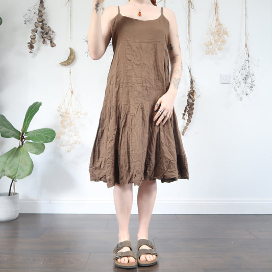 Brown linen dress - size L