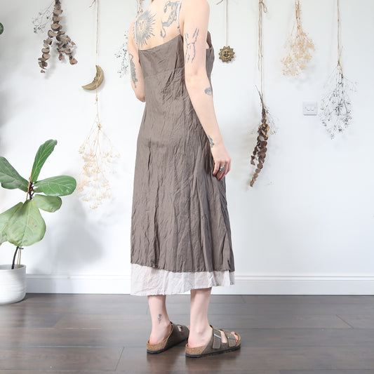 Taupe summer dress - size M