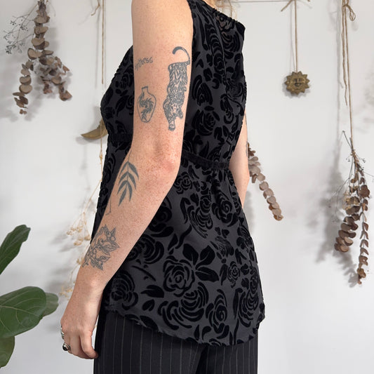 Black velvet top - size M