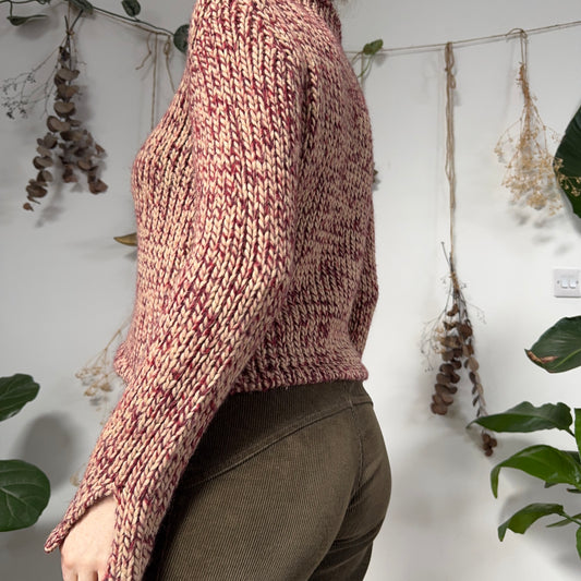 Soft knit jumper - size M