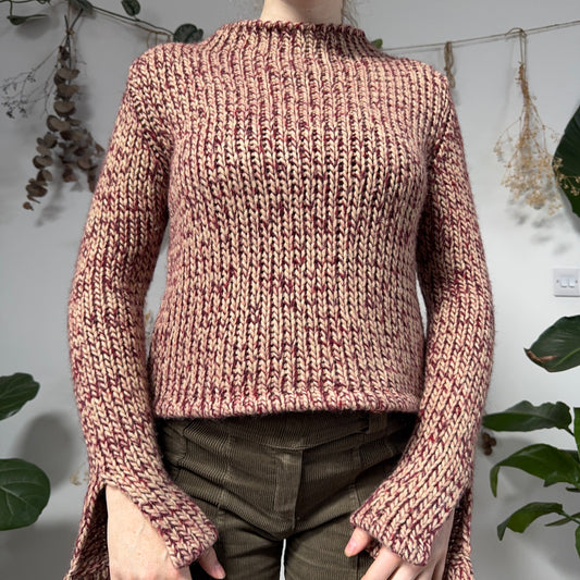 Soft knit jumper - size M