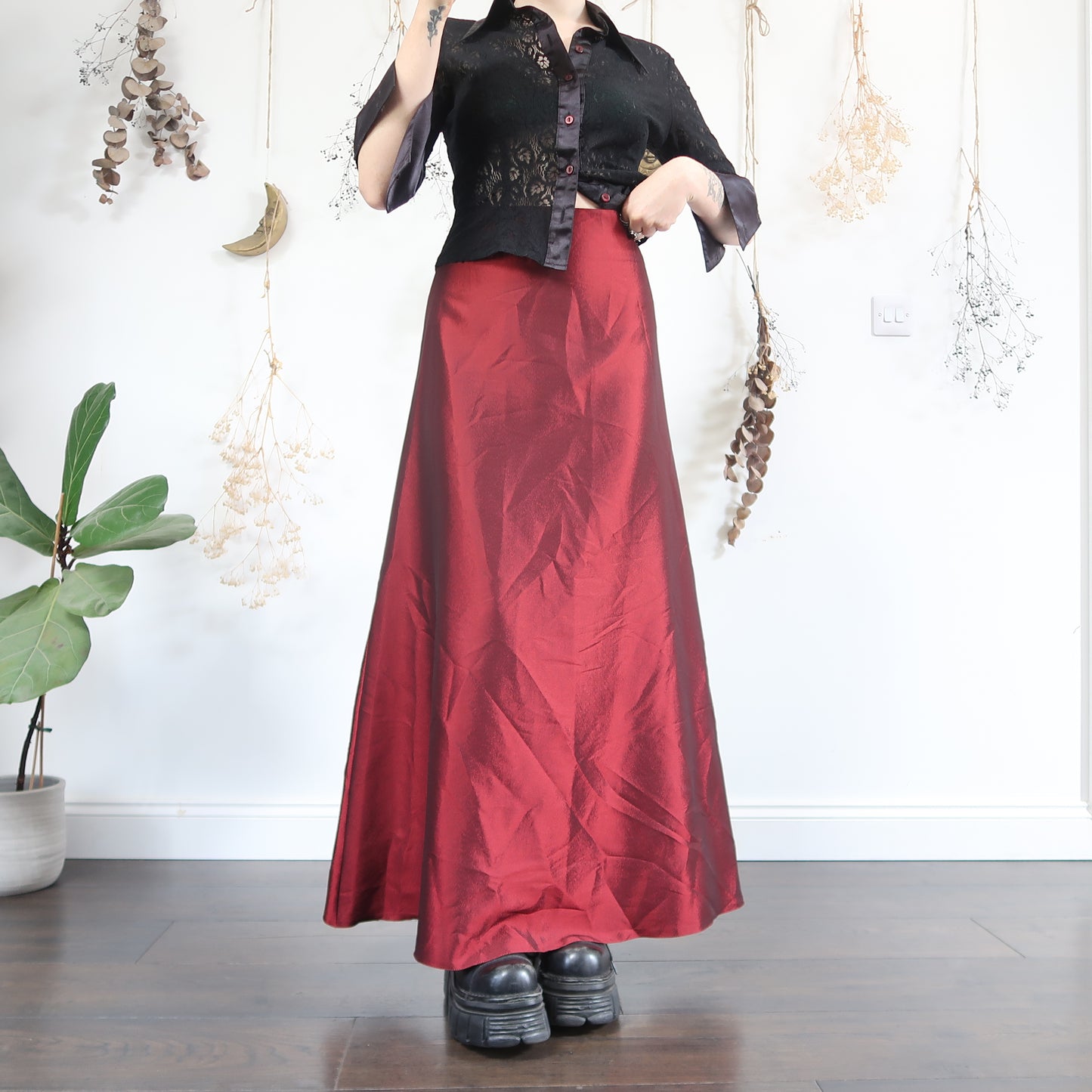 Red iridescent skirt - size S