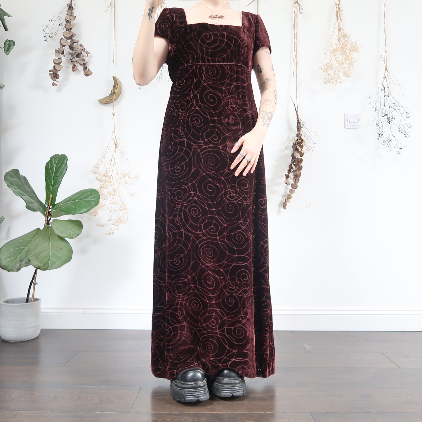 Velvet dress - size L