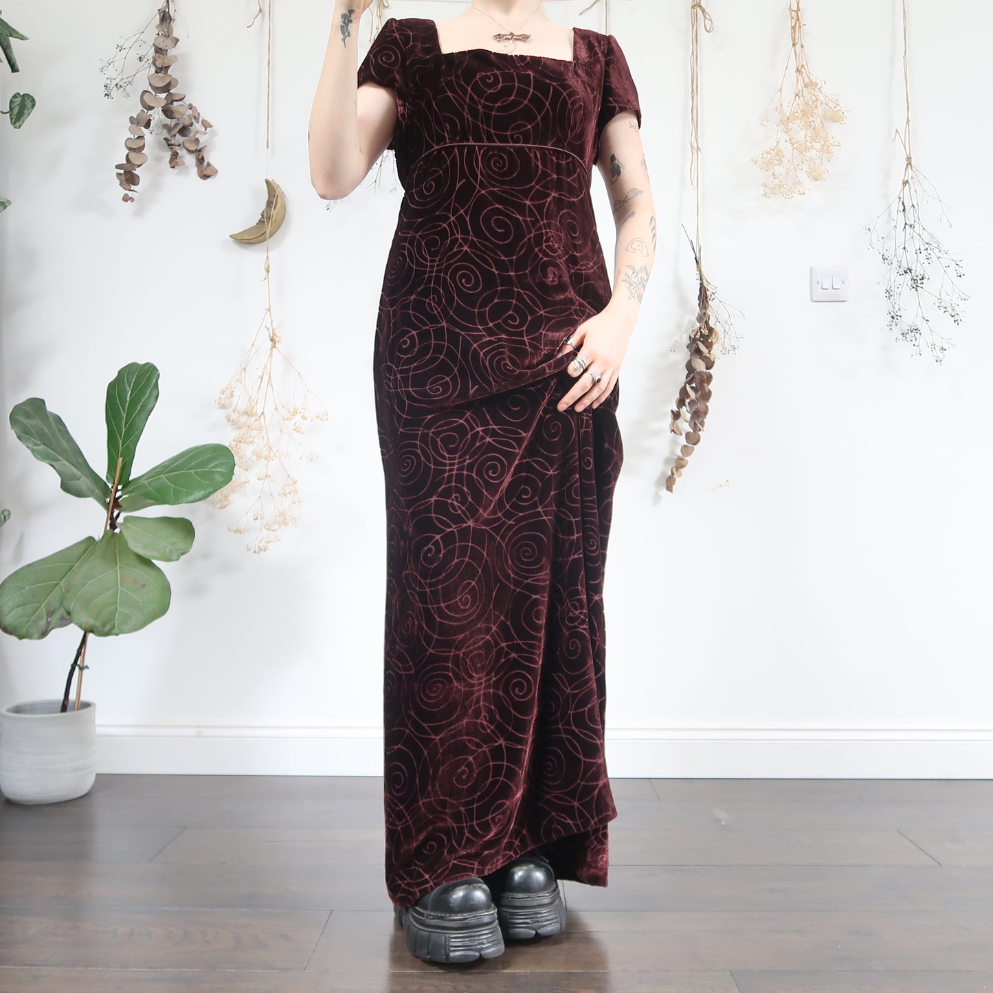 Velvet dress - size L
