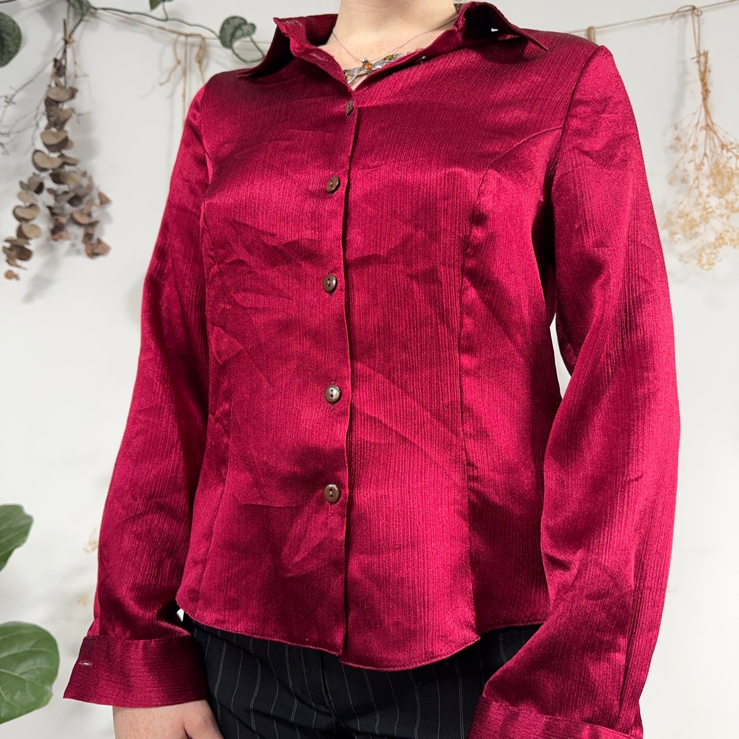 Red iridescent shirt - size L