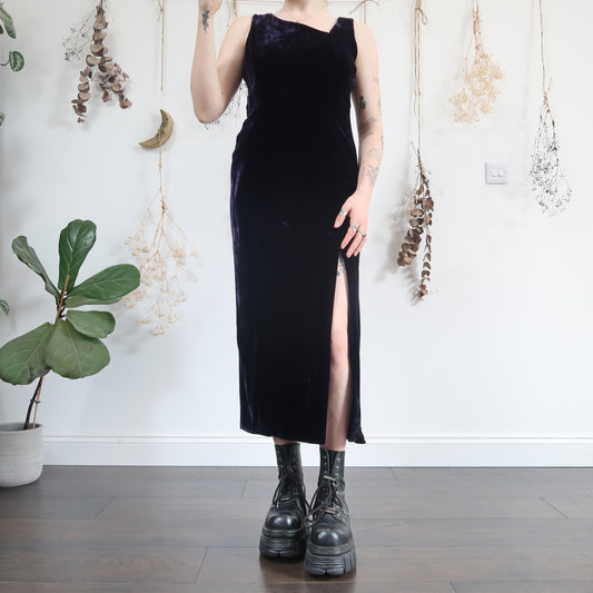 Purple velvet dress - size M