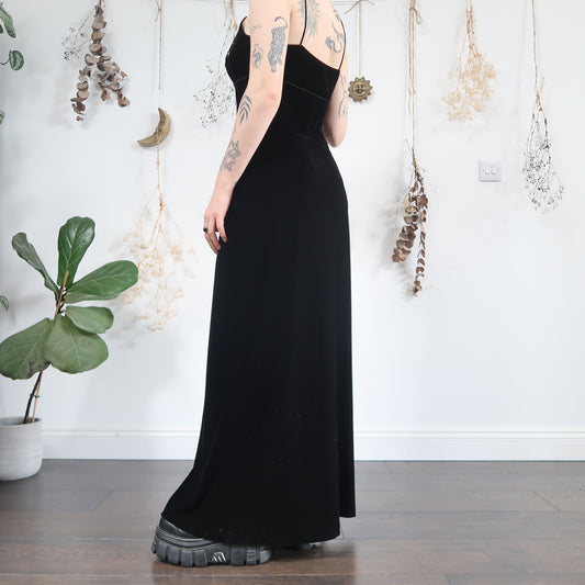 Black velvet dress - size M