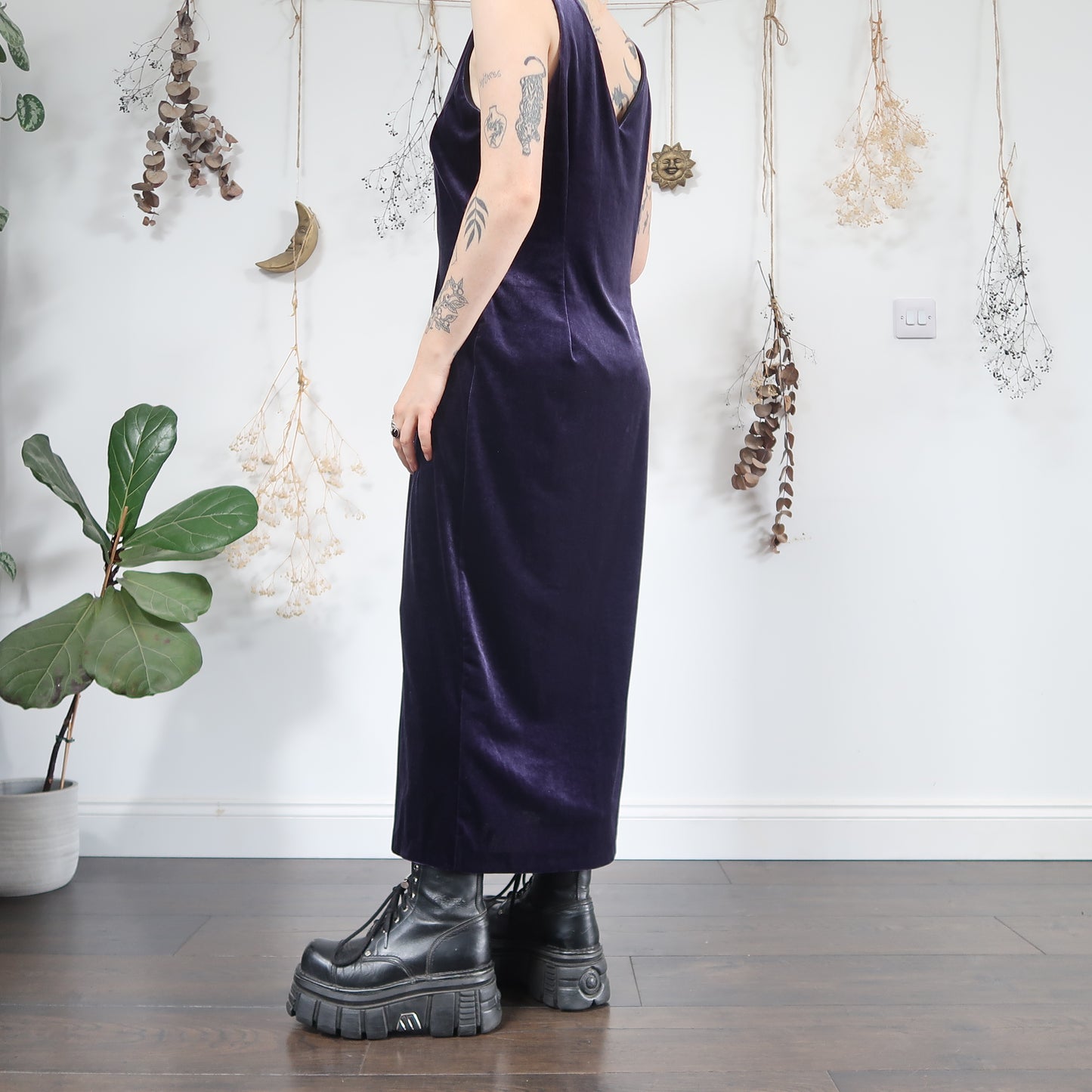 Purple velvet dress - size L