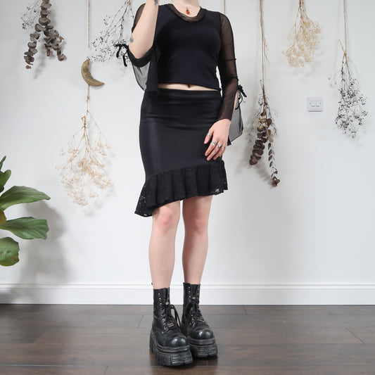 Black midi skirt - size 8