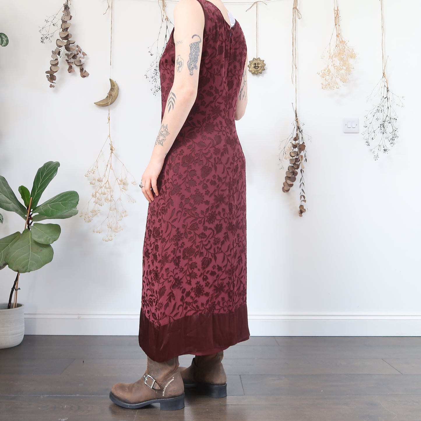 Burgundy dress - size M/L