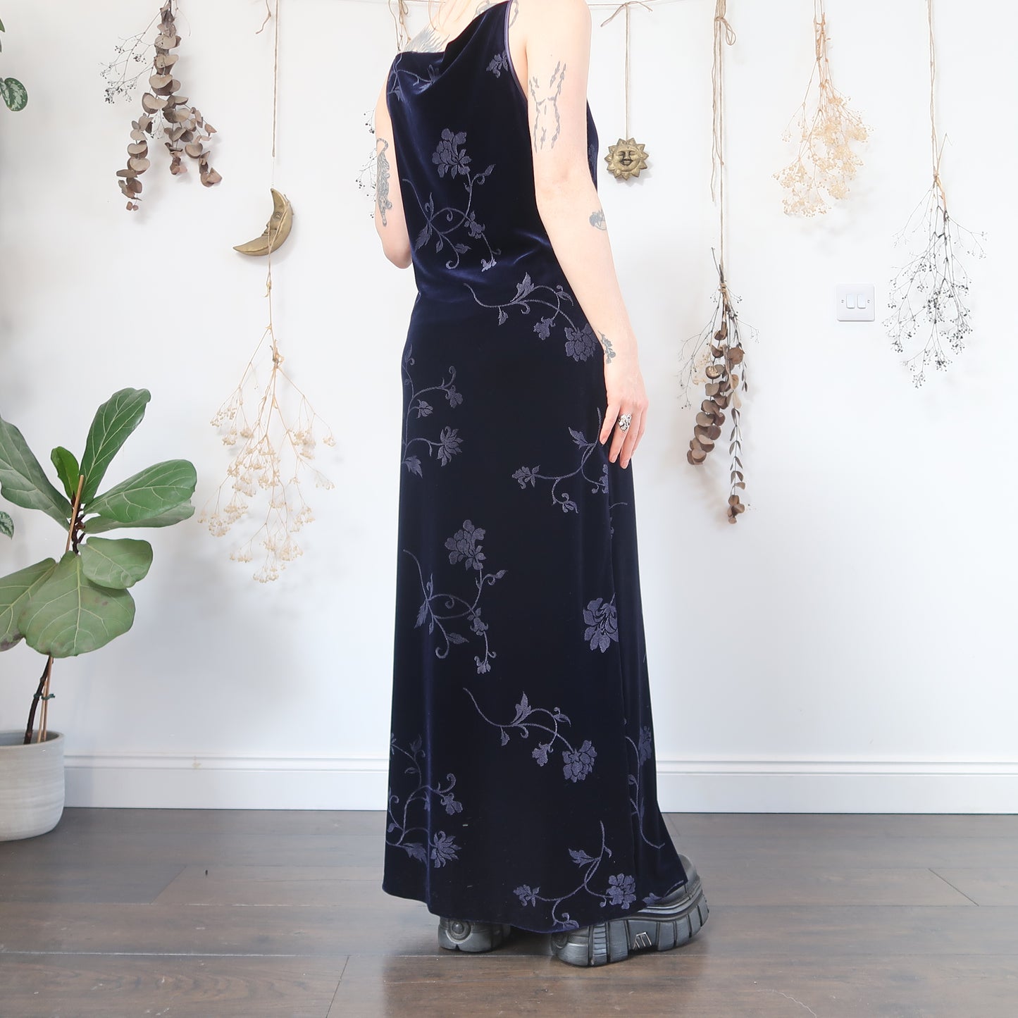 Blue velvet dress - size L