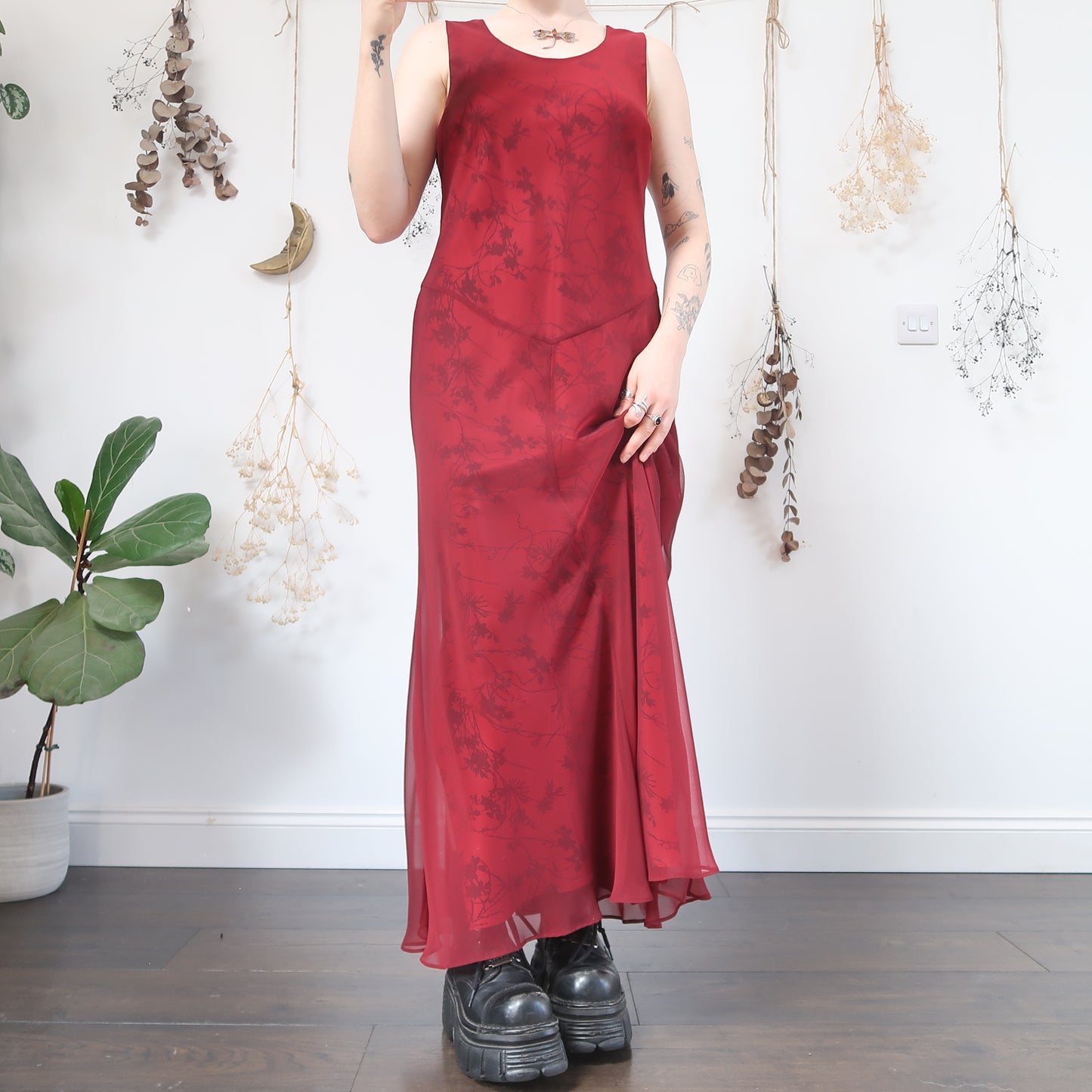 Red floral dress - size M