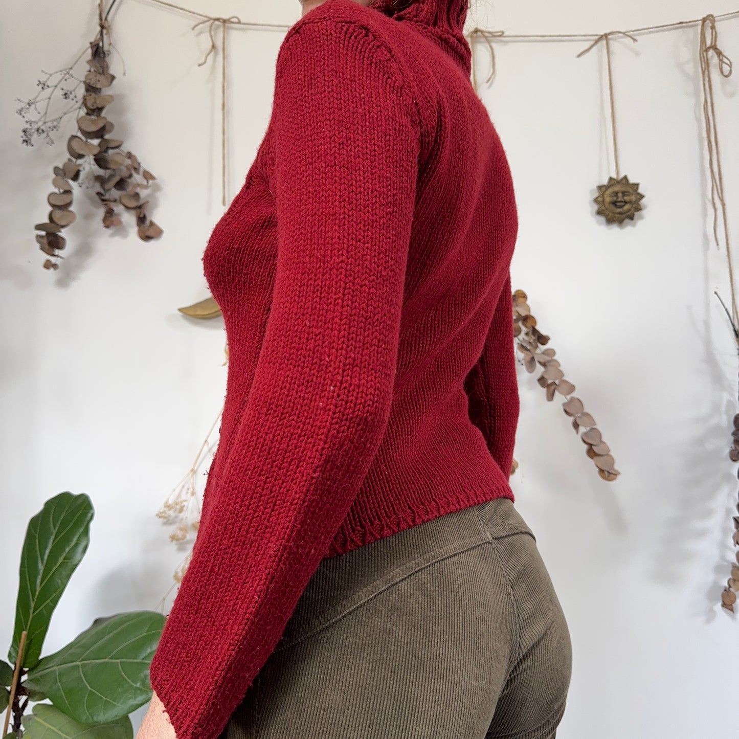 Red knit zip jumper - size M