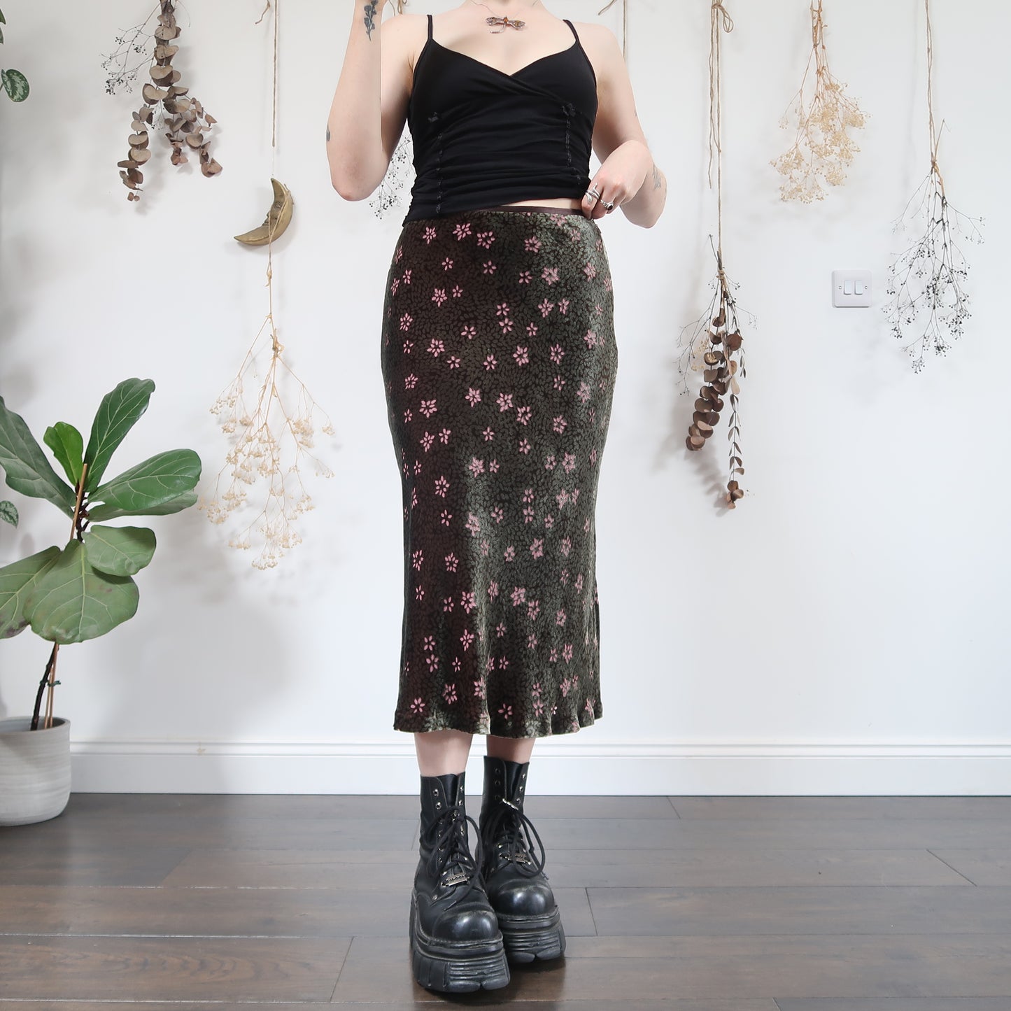 Green velvet skirt - size S
