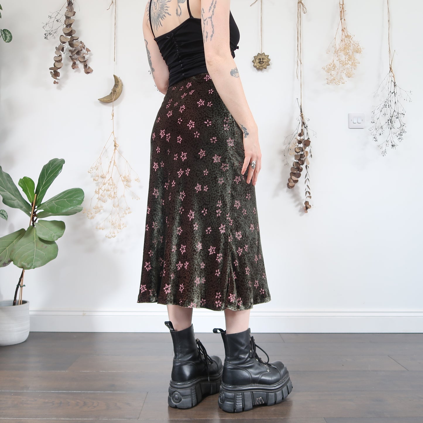 Green velvet skirt - size S