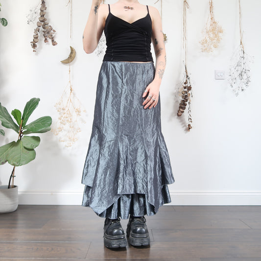 Grey metallic skirt - size M