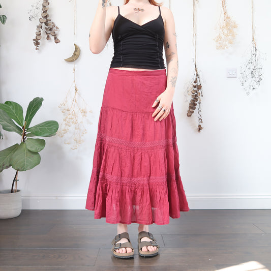 Raspberry skirt - size M/L