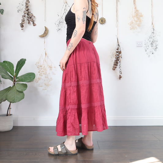 Raspberry skirt - size M/L