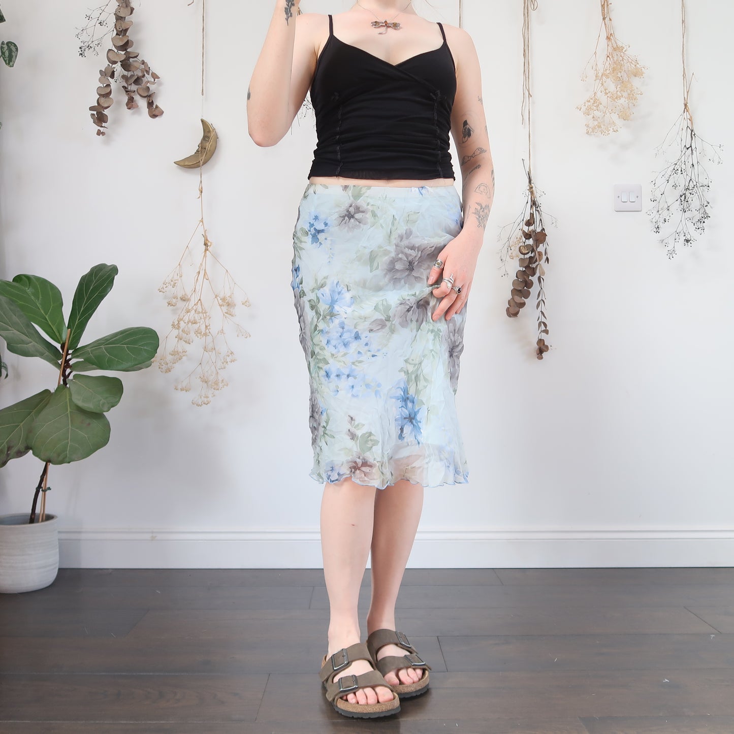 Blue floral skirt - size S