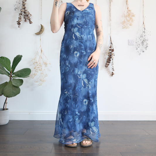 Blue floral dress - size M