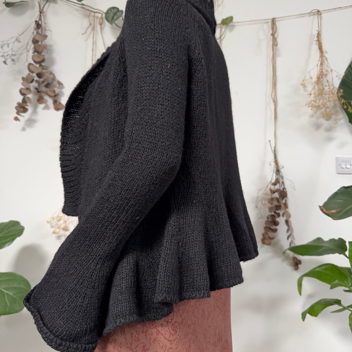 Black knit cardigan - size M