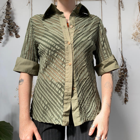 Green shirt - size L