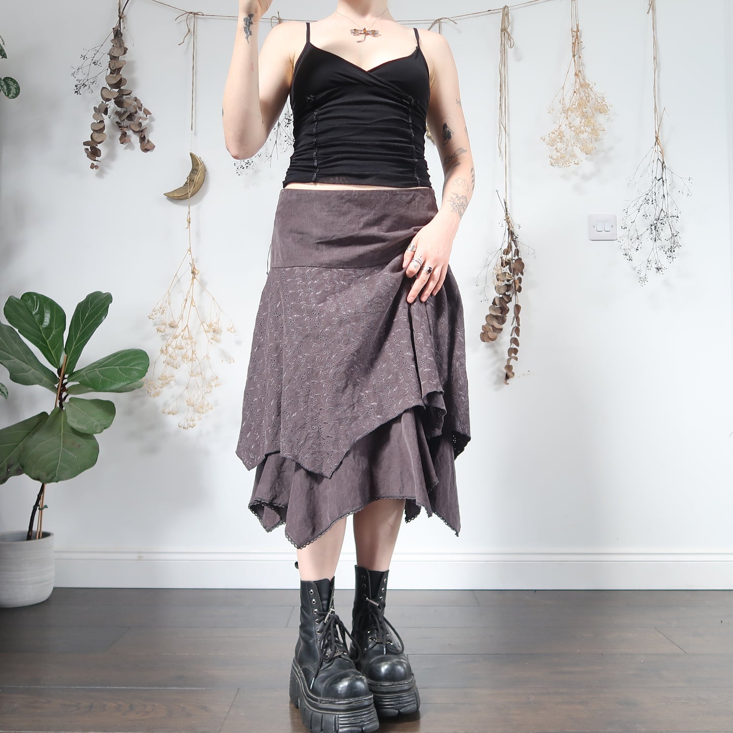 Grey cord skirt - size M/L