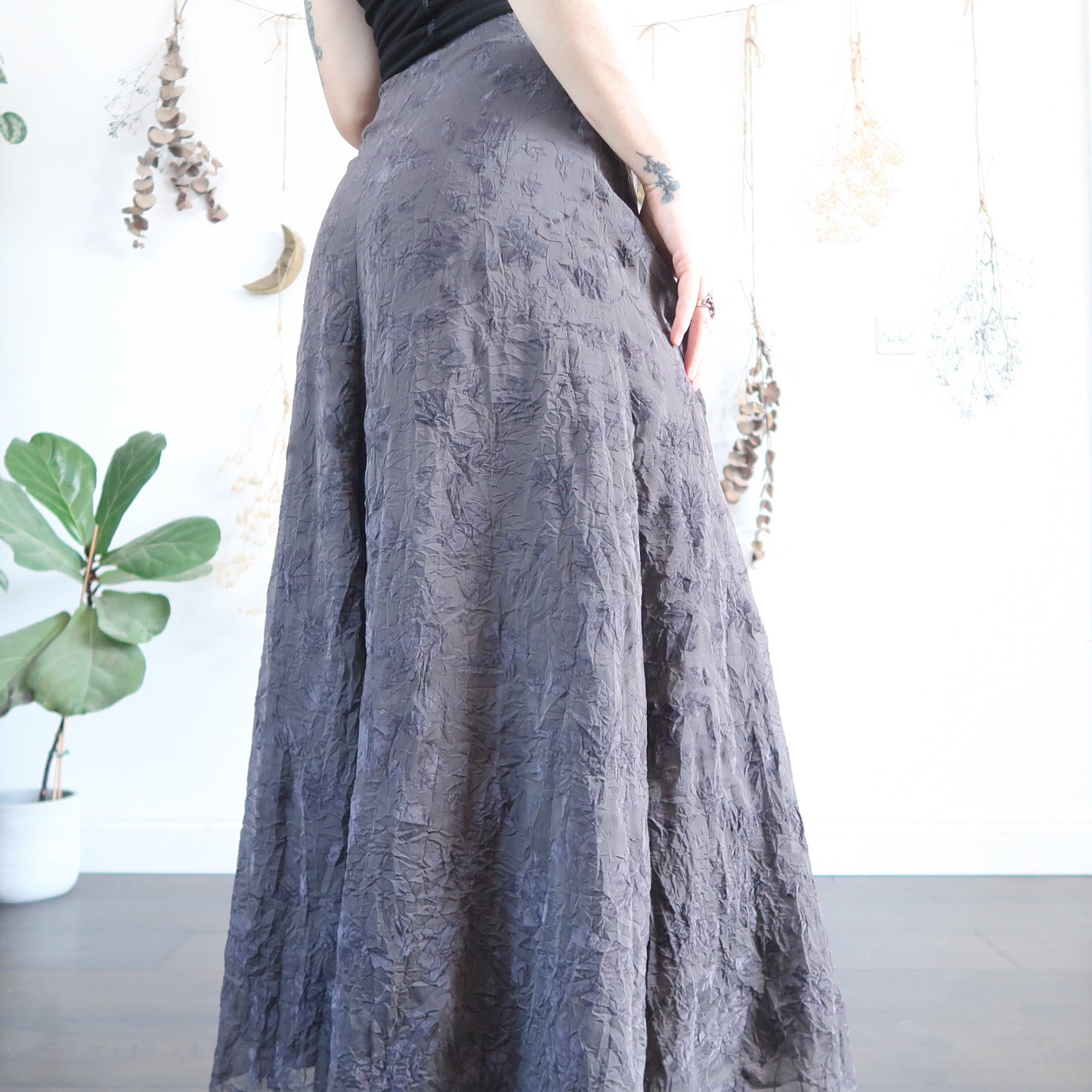 Grey floral skirt - size S