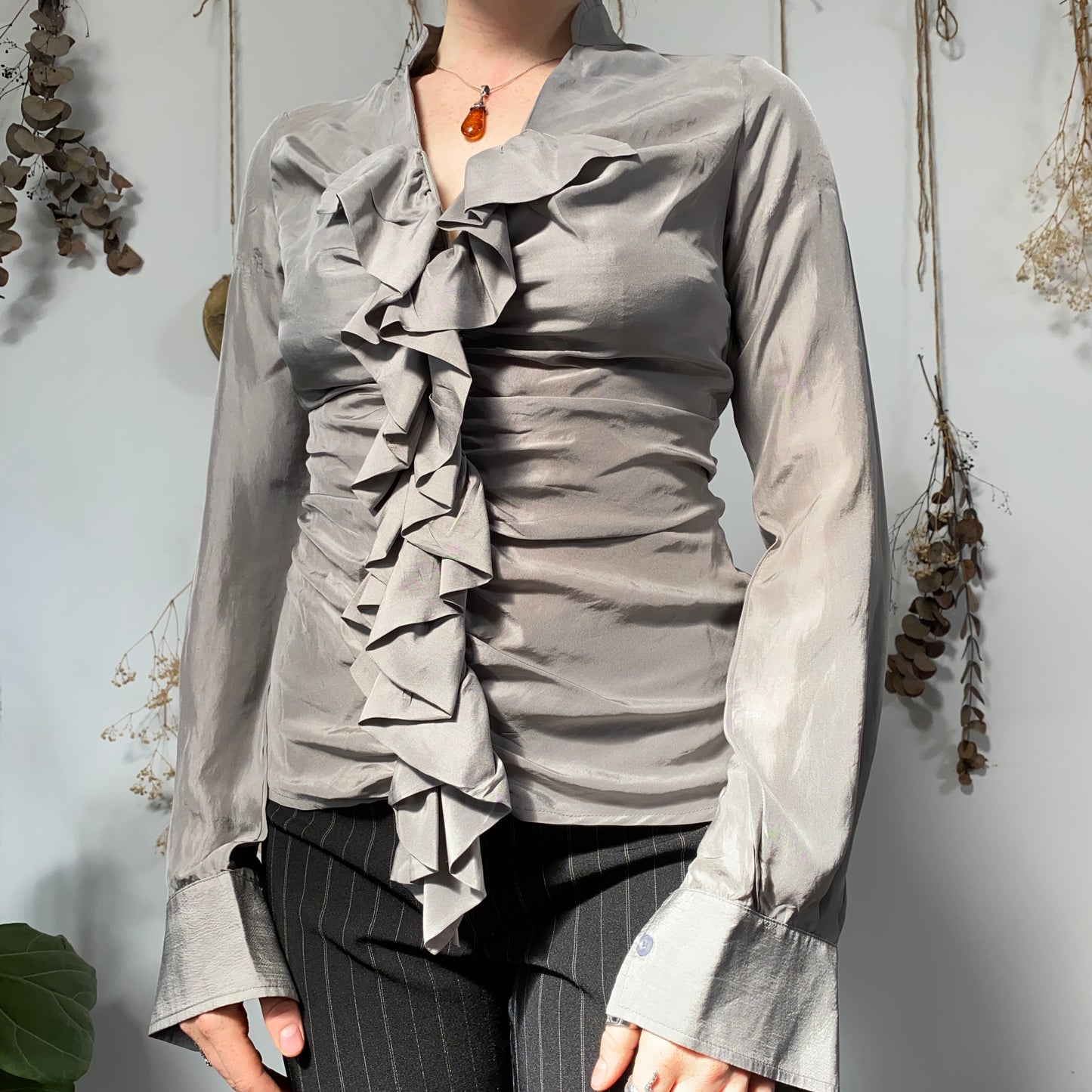 Grey ruffle blouse - size M