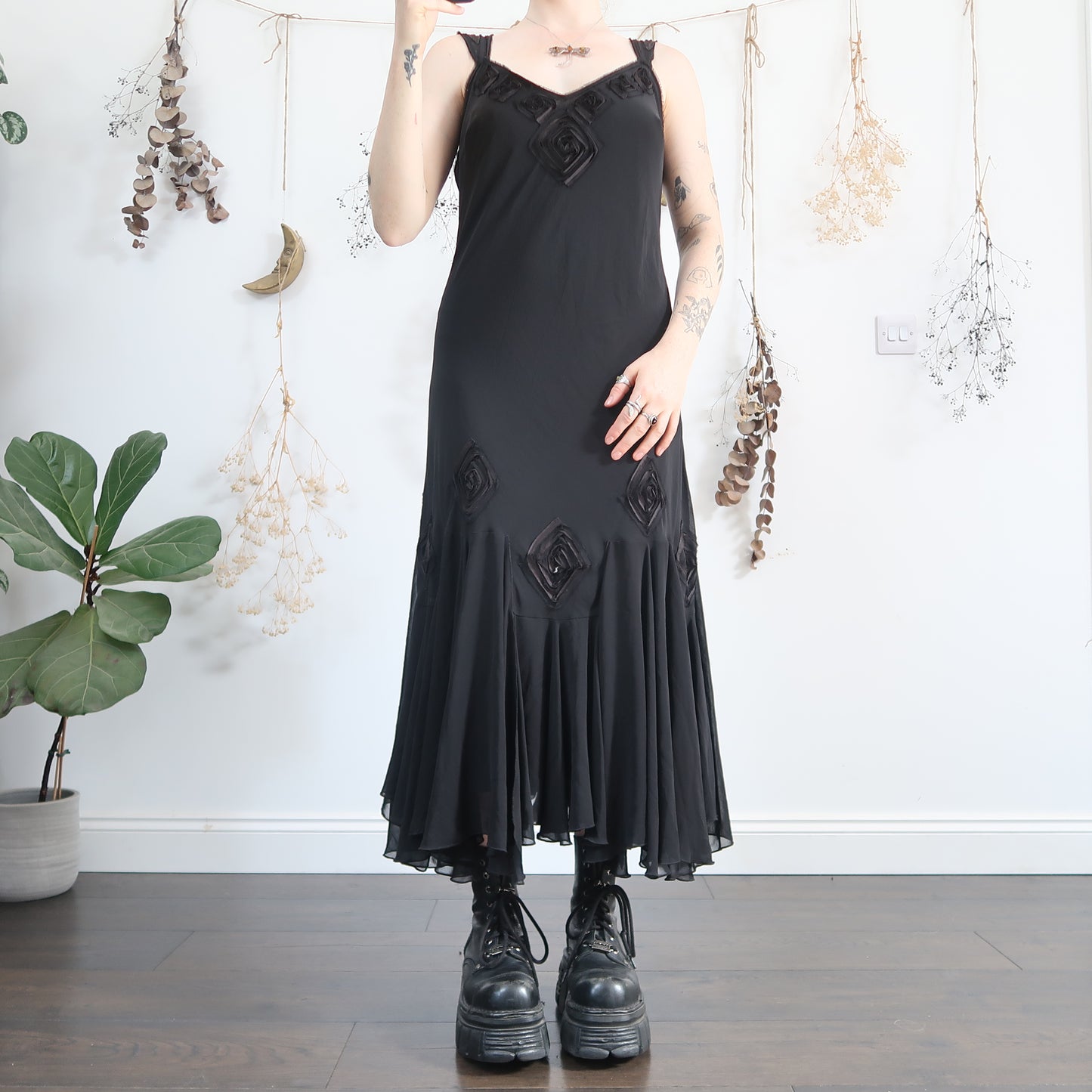 Black dress - size M/L