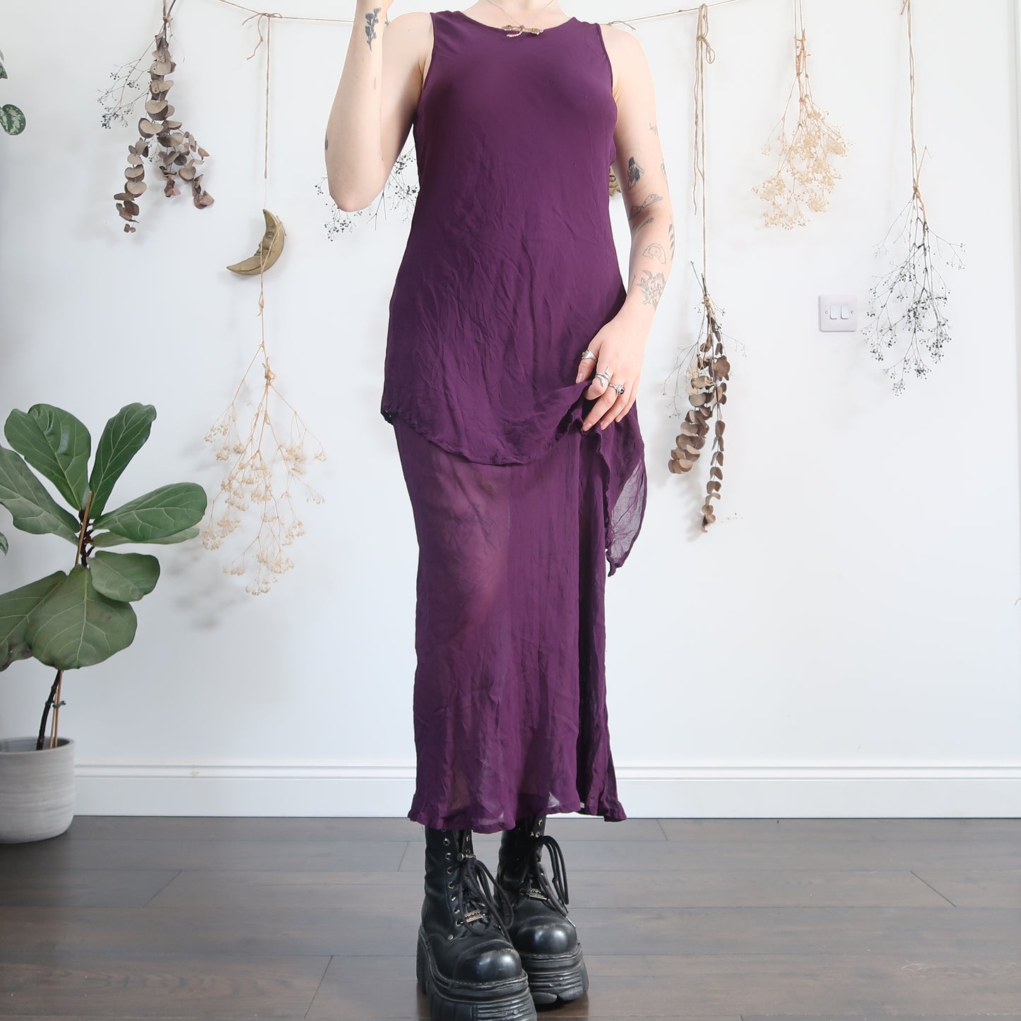 Purple maxi dress - size M