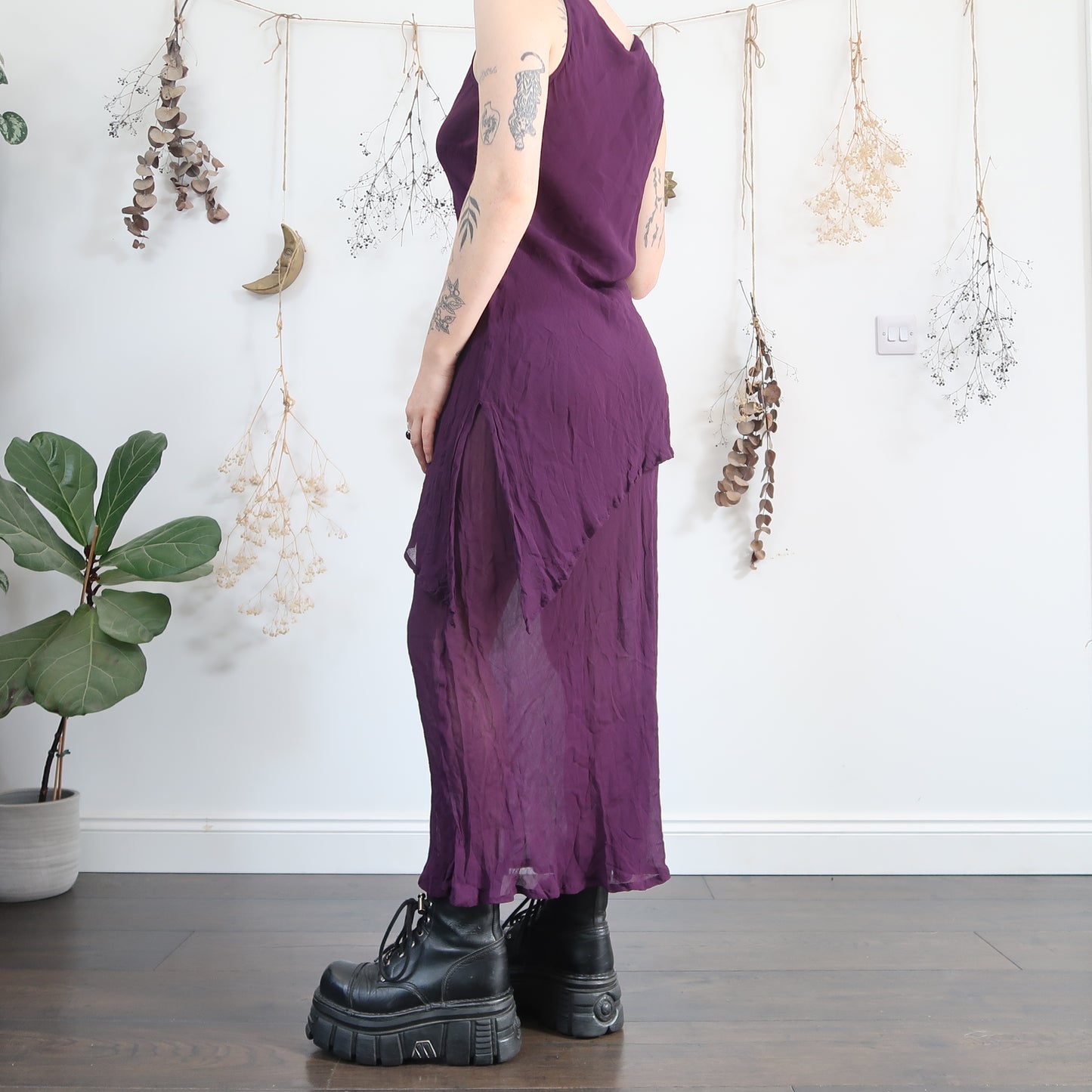 Purple maxi dress - size M