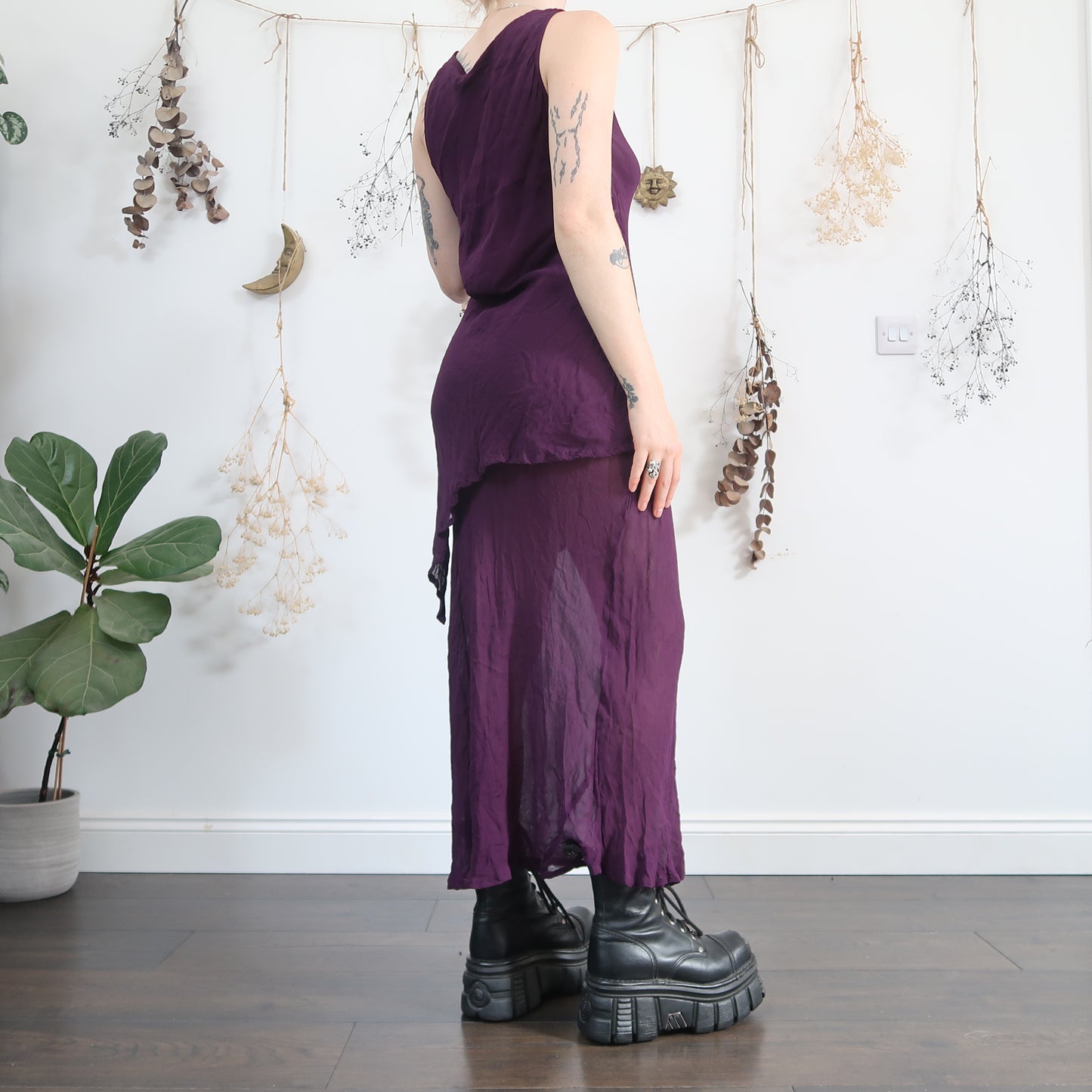 Purple maxi dress - size M