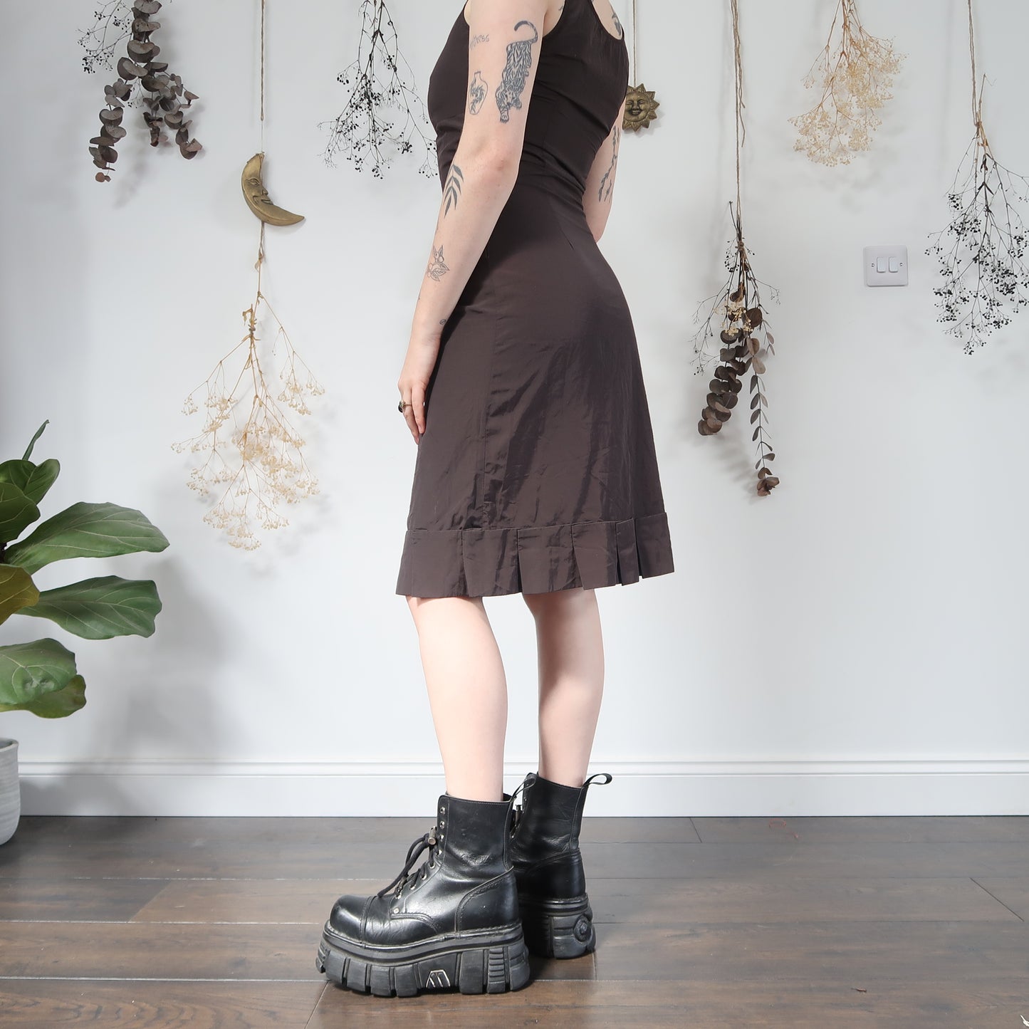 Brown archive dress - size XS/S