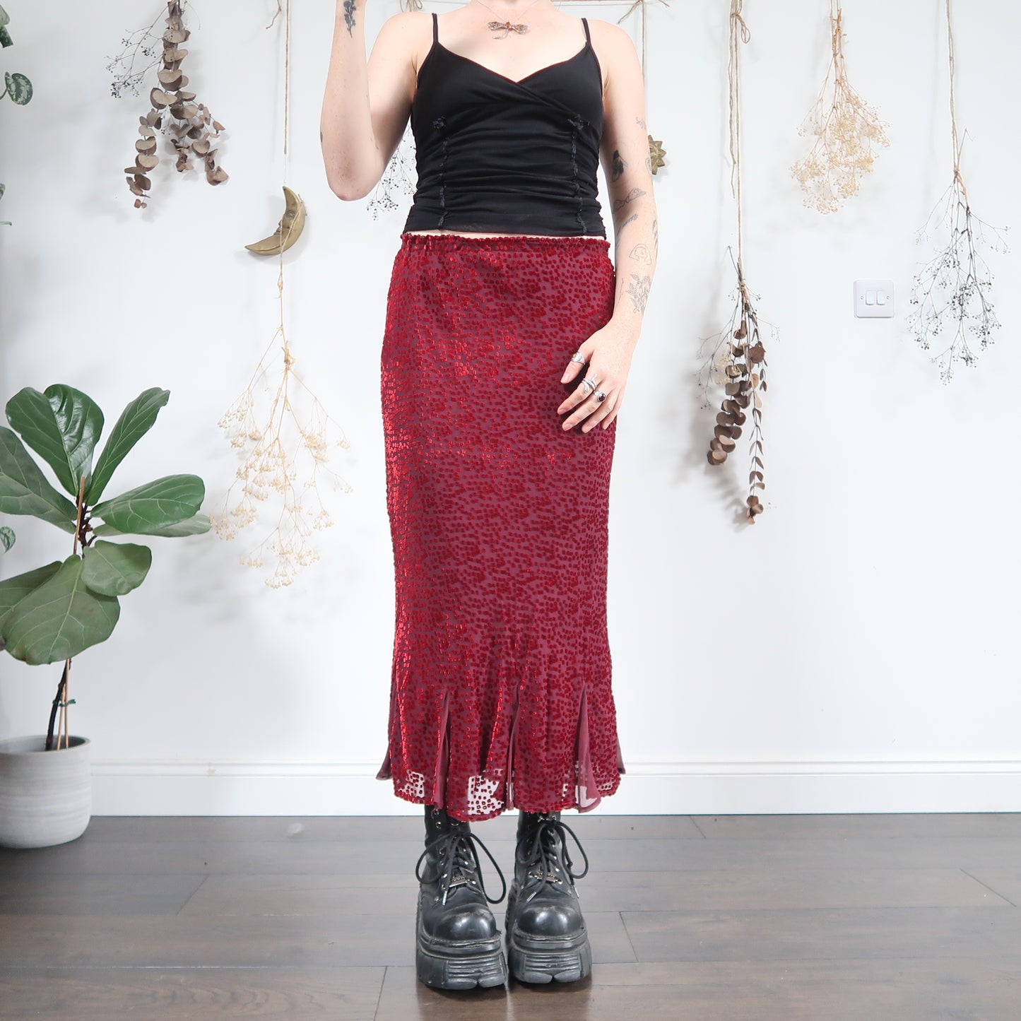Red velvet skirt - size S/M