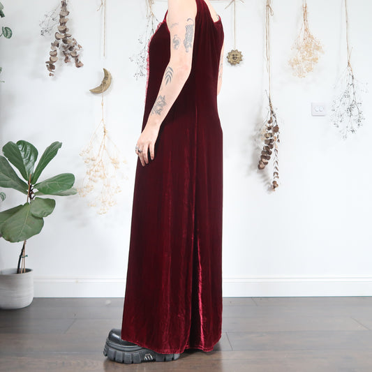 Red velvet dress - size M