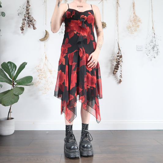 Red floral dress - size M