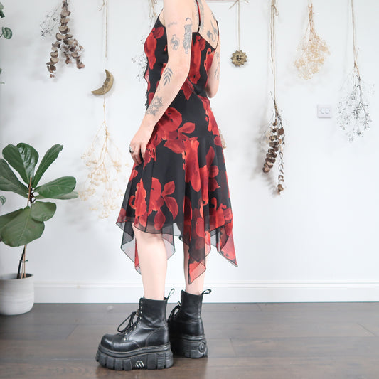 Red floral dress - size M