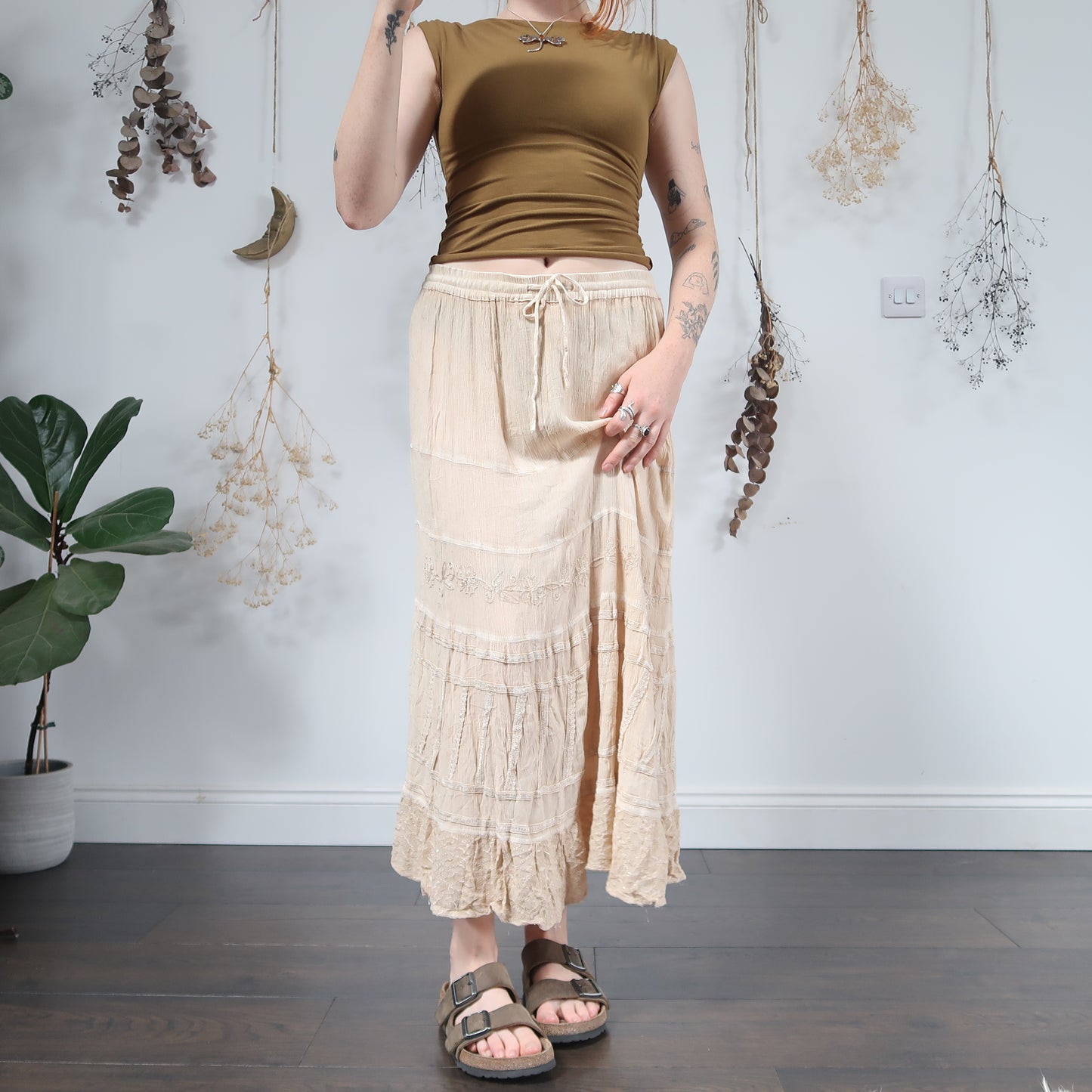Cream summer skirt - size M/L