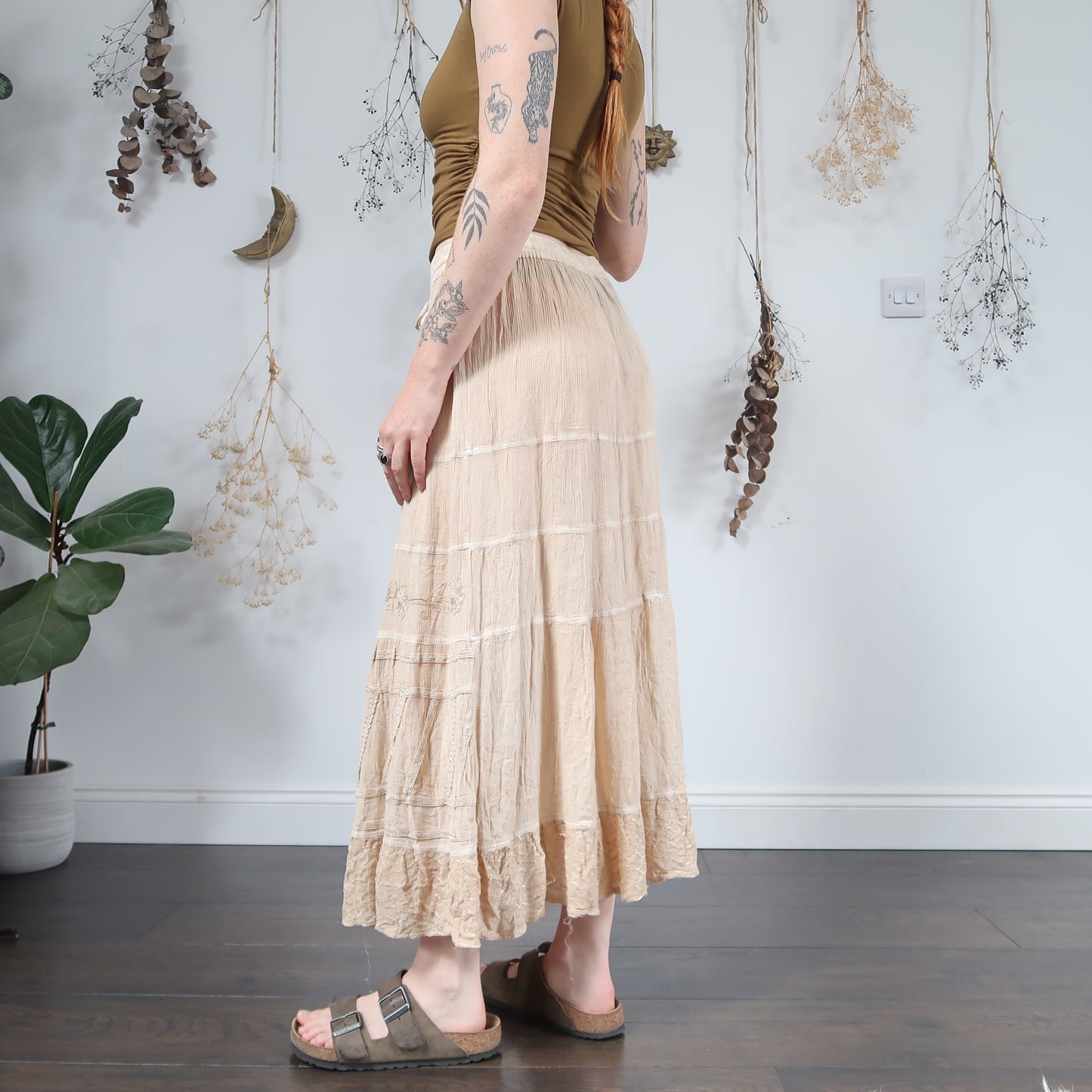 Cream summer skirt - size M/L