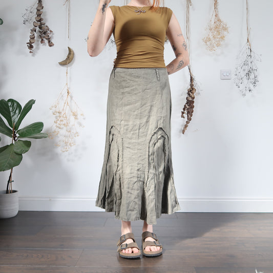 Khaki maxi skirt - size L