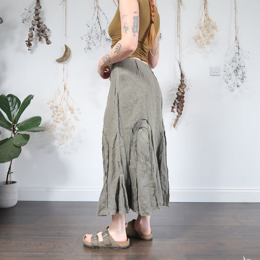 Khaki maxi skirt - size L