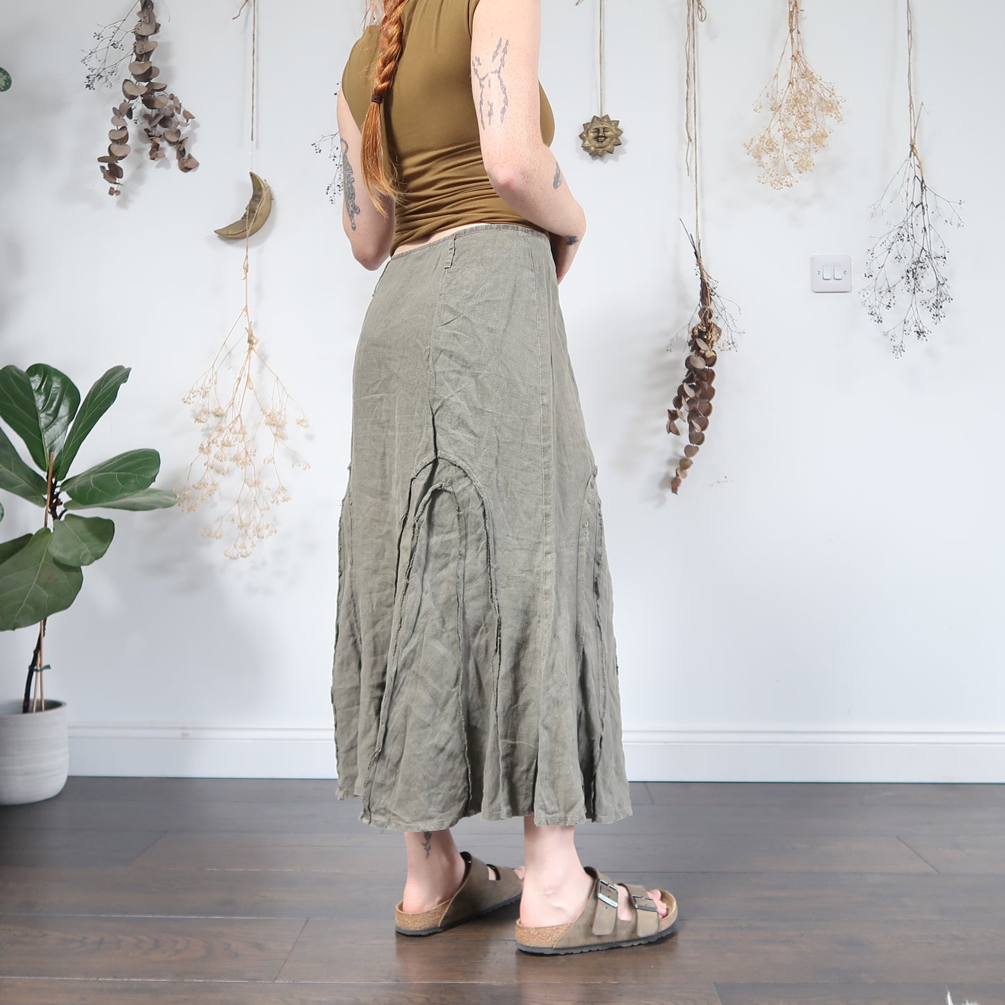 Khaki maxi skirt - size L