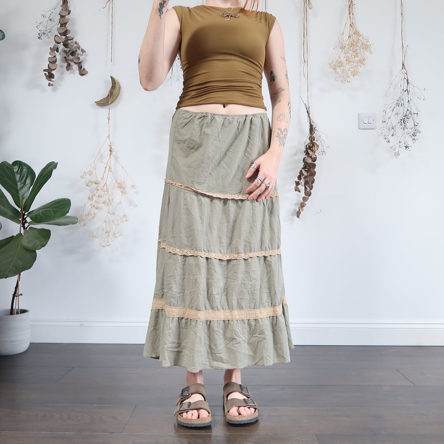 Green tiered skirt - size L