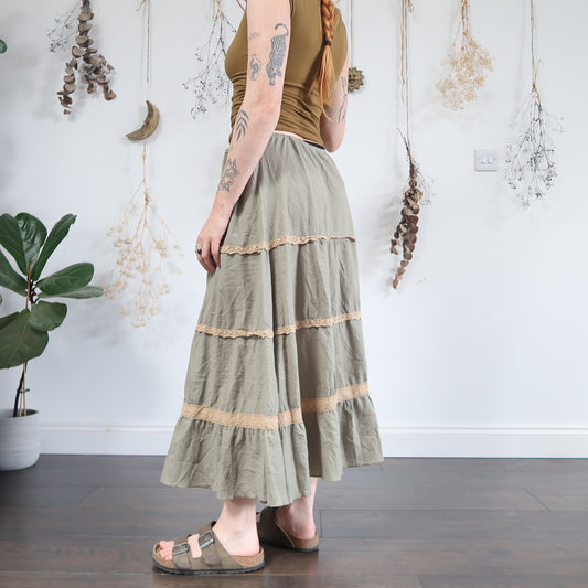 Green tiered skirt - size L