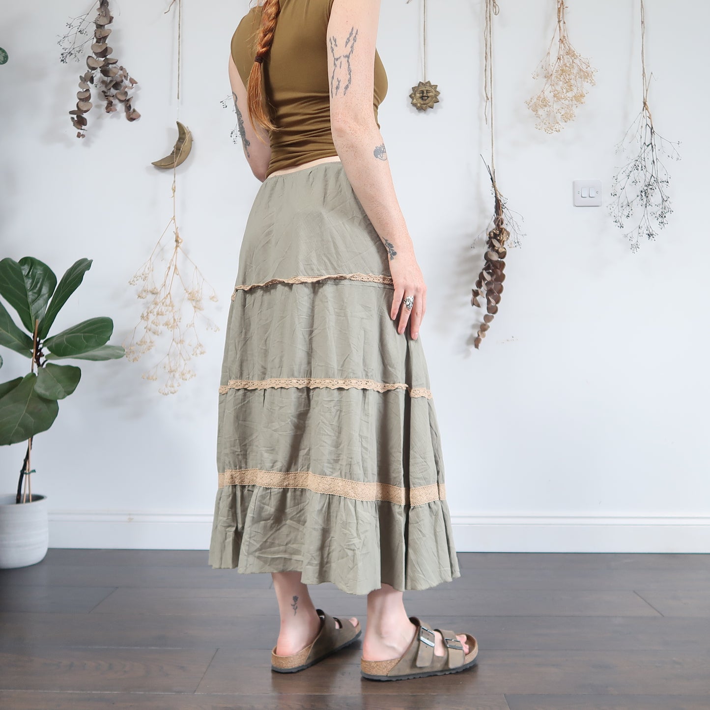 Green tiered skirt - size L