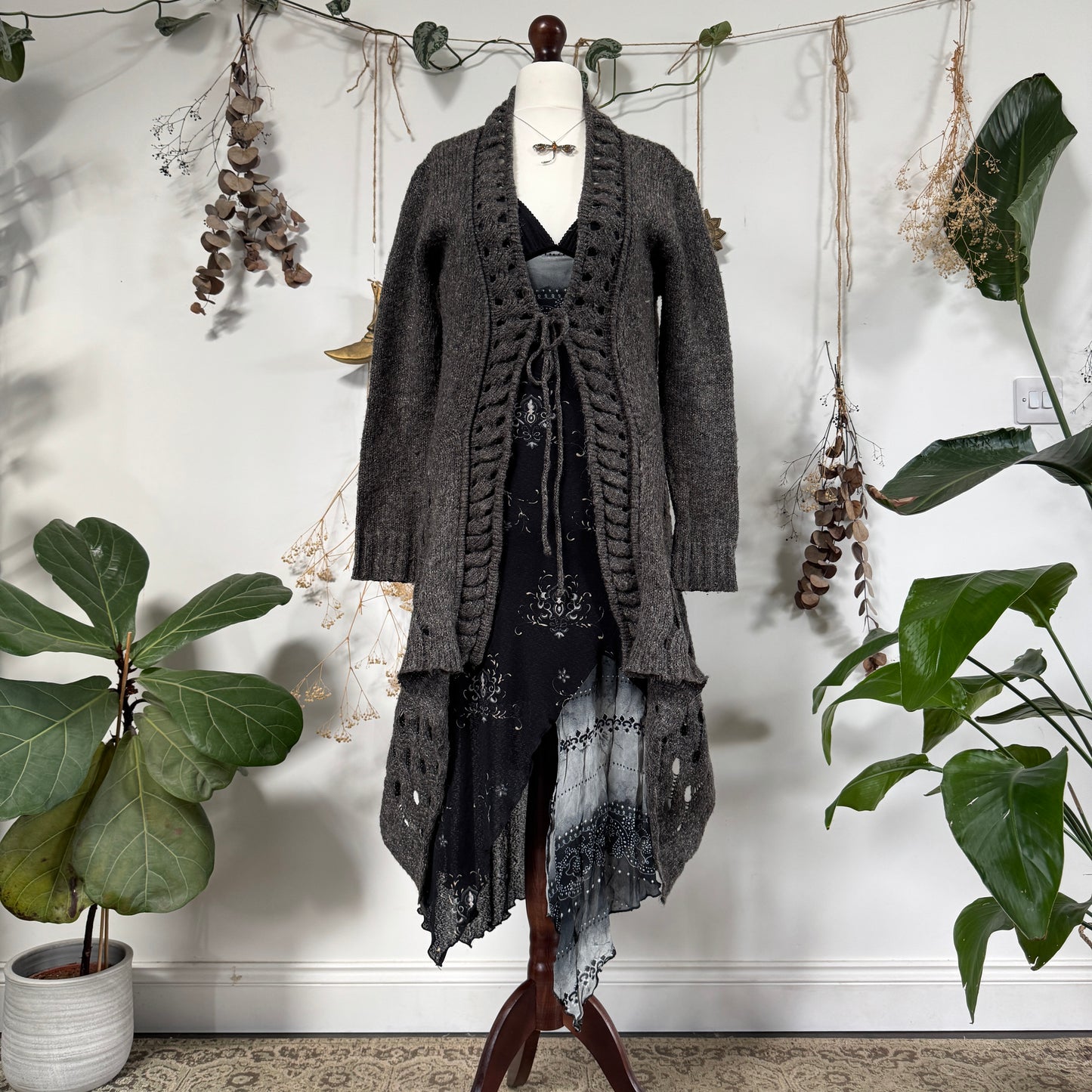 Grey knit cardigan - size L