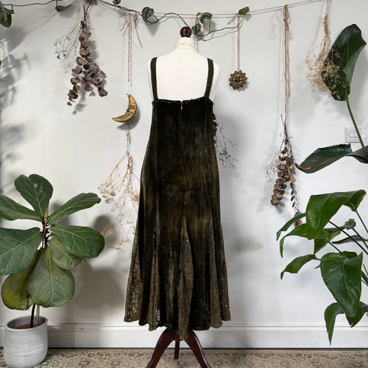 Moss green velvet dress - size M